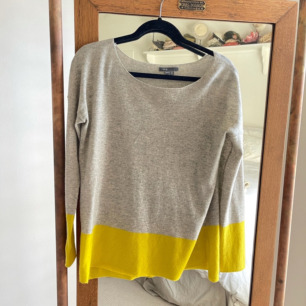 VINCE cashmere sweater